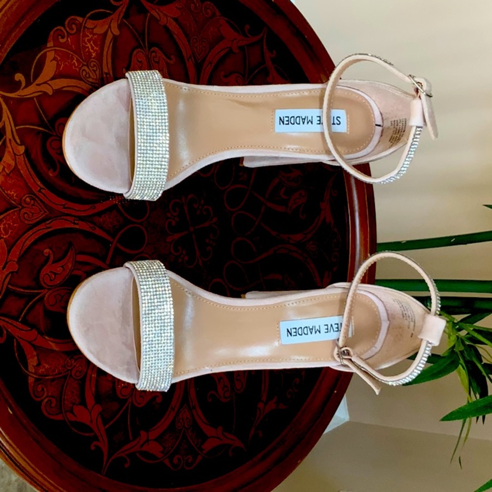 Women's heels (Steve Madden)